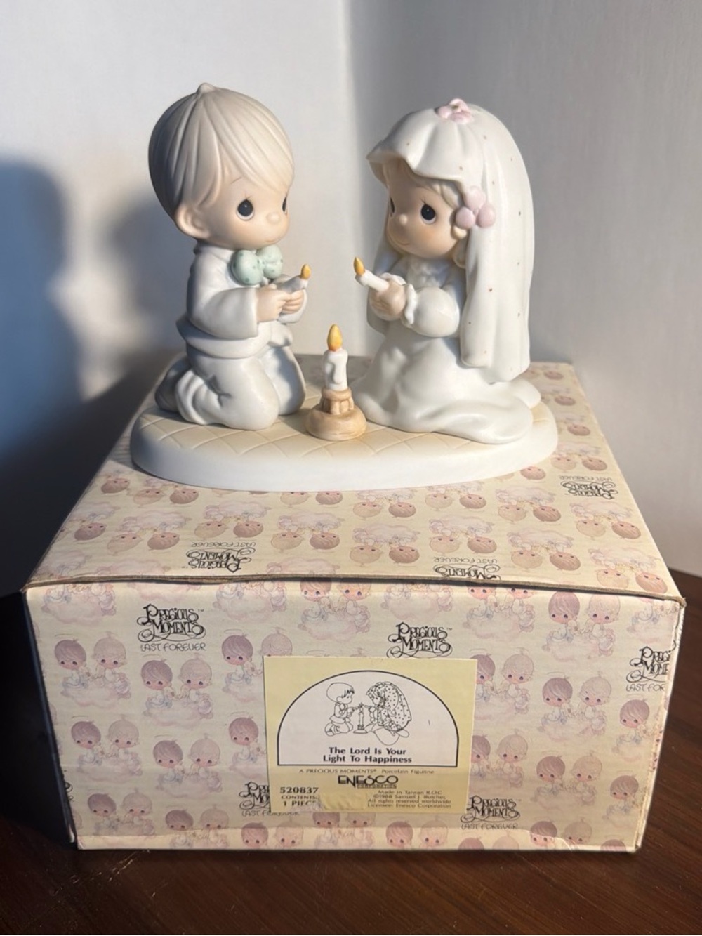 Precious Moments “ The Lord Is Your Light To Happiness”